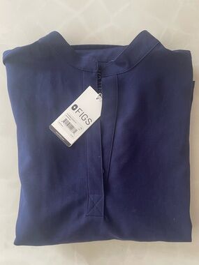 FIGS Women's Navy Short Sleeve Top with Mandarin Collar